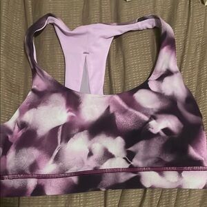 Lululemon sports bra